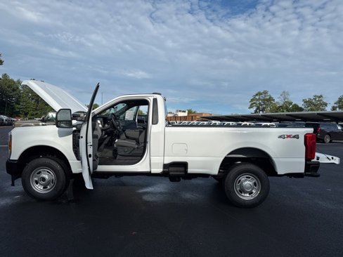 New 2026 Ford F250 XL image 23