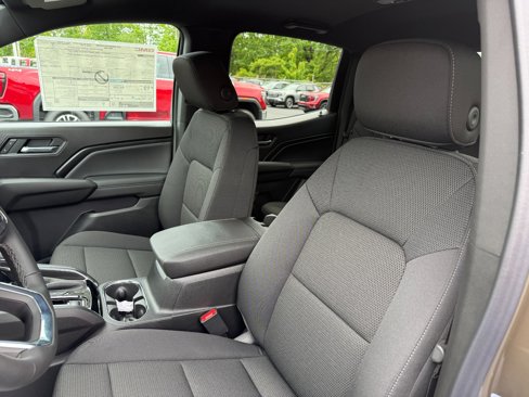 New 2025 GMC Canyon Elevation w/ Convenience Package image 14