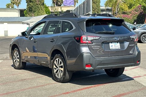 Used 2024 Subaru Outback Premium image 8
