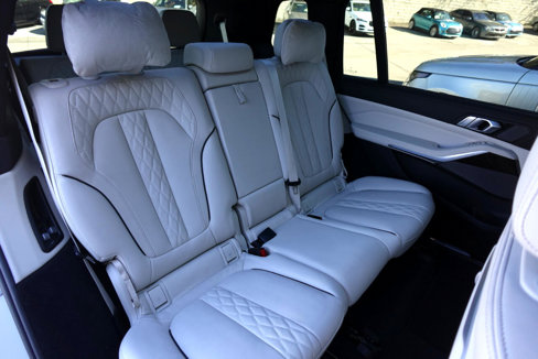 Used 2023 BMW X7 xDrive40i w/ M Sport Package image 15