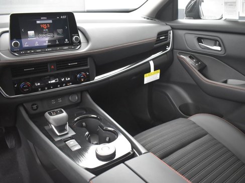 New 2026 Nissan Rogue SV image 33