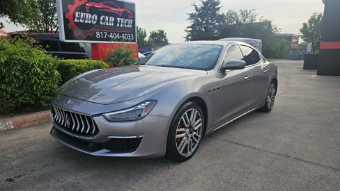 Used 2018 Maserati Ghibli GranLusso image 1