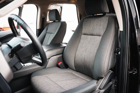 Used 2023 Ford Expedition XLT image 13