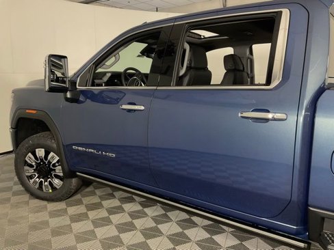 New 2026 GMC Sierra 2500 Denali w/ Denali Reserve Package image 38