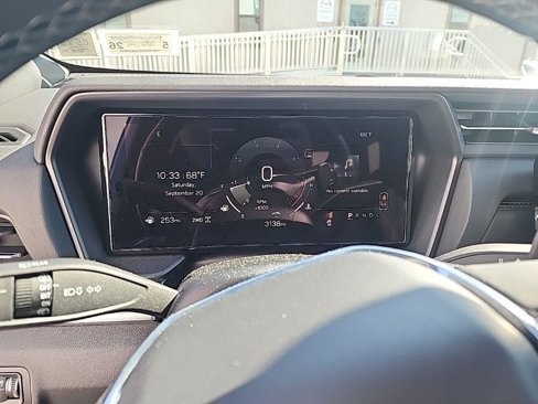 Used 2025 GMC Terrain Elevation w/ Black Edition image 1