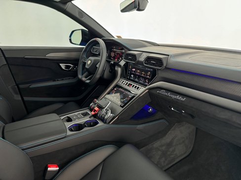 Used 2024 Lamborghini Urus Performante image 14