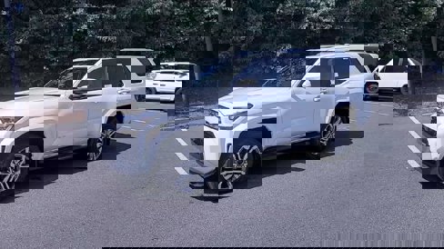 New 2025 Toyota 4Runner Limited image 4