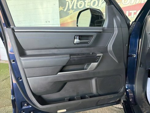 Used 2024 Toyota Tundra Platinum image 11