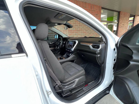 Used 2021 GMC Acadia SLE w/ Driver Convenience Package image 22
