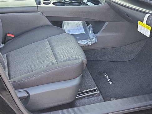 New 2026 Nissan Rogue SV w/ Cold Weather Package image 25