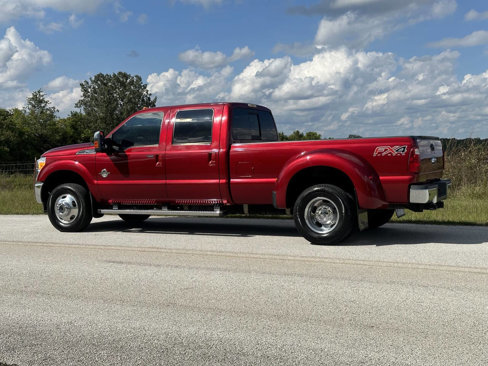 Used 2016 Ford F350 Lariat w/ Chrome Package image 5