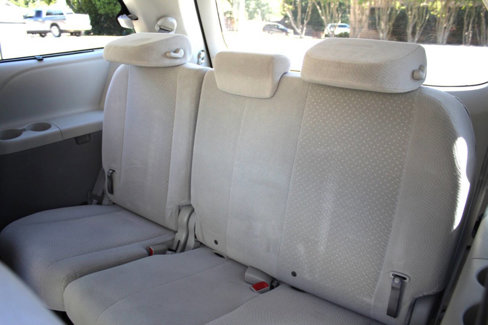 Used 2013 Toyota Sienna LE image 12