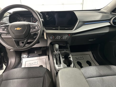 Used 2024 Chevrolet Trax LS w/ LS Convenience Package image 14
