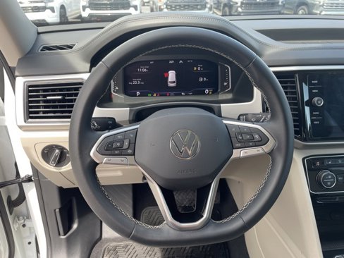 Used 2023 Volkswagen Atlas SE image 22
