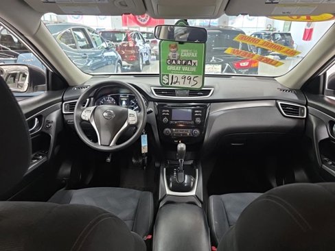 Used 2016 Nissan Rogue S w/ Appearance Package image 10