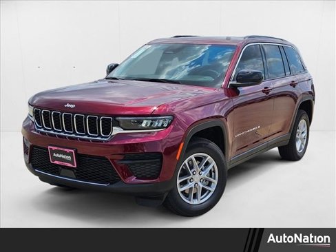 New 2025 Jeep Grand Cherokee Laredo X image 1
