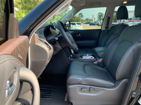Used 2024 Nissan Armada Platinum w/ Captain's Chairs Package image 18