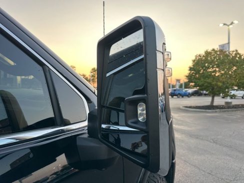 Used 2024 GMC Sierra 2500 Denali w/ Denali Reserve Package image 8