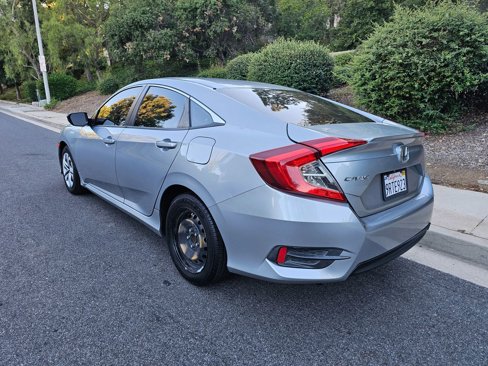 Used 2018 Honda Civic LX image 3