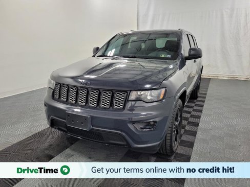 Used 2018 Jeep Grand Cherokee Altitude image 1