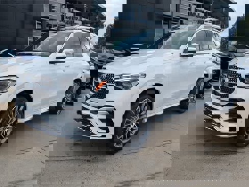New 2026 Mercedes-Benz GLE 450e 4MATIC image 4