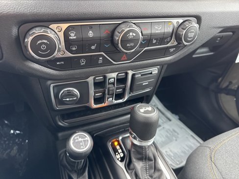 New 2025 Jeep Wrangler Sport S image 13