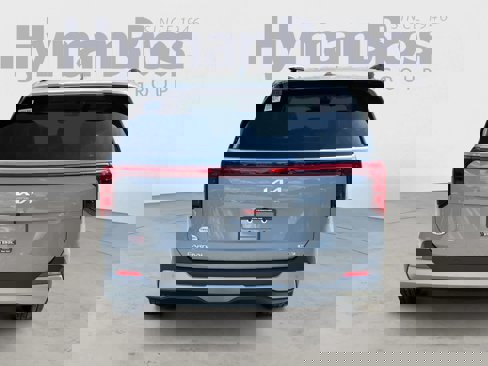 New 2026 Kia Carnival EX image 4