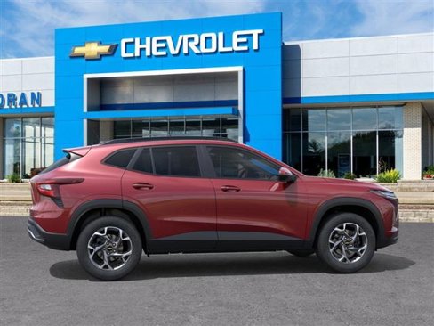 New 2025 Chevrolet Trax LT w/ Driver Confidence Package image 6