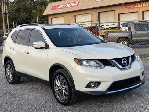 Used 2015 Nissan Rogue SL w/ SL Premium Package image 3