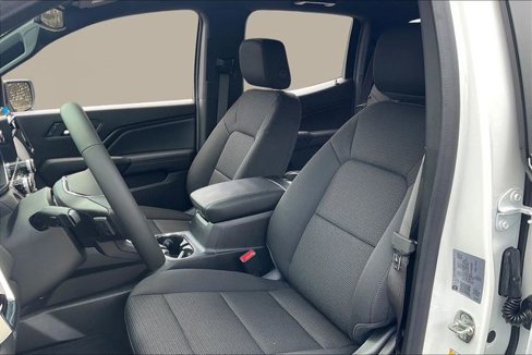 New 2026 GMC Canyon Elevation w/ Convenience Package image 10