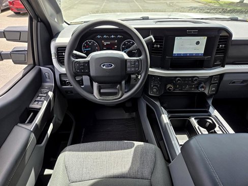New 2025 Ford F250 XLT w/ FX4 Off-Road Package image 10