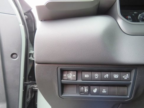 New 2025 Toyota Tundra Limited image 41