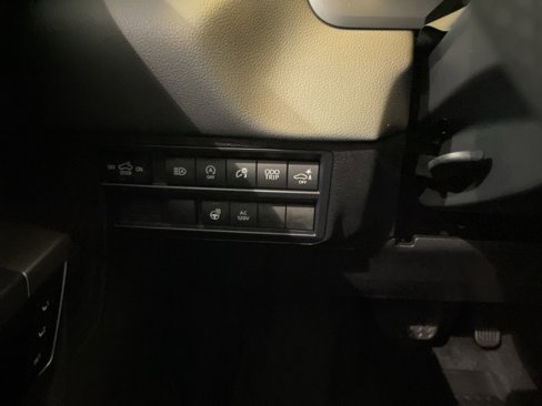 New 2025 Toyota Tundra Limited image 13