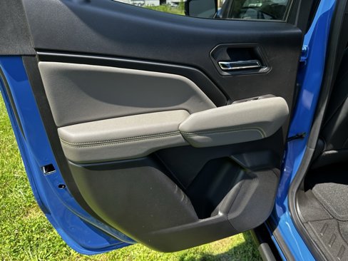 New 2025 Chevrolet Colorado ZR2 image 21