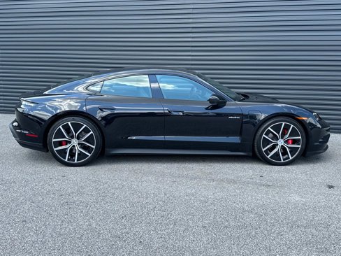 Certified 2025 Porsche Taycan 4S image 9