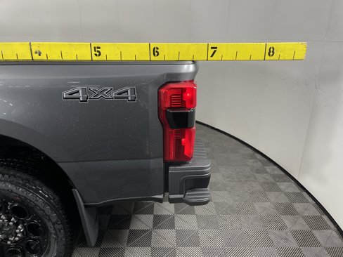 New 2026 Ford F250 XLT w/ XLT Premium Package image 9