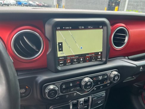 Used 2021 Jeep Wrangler Unlimited Rubicon image 29