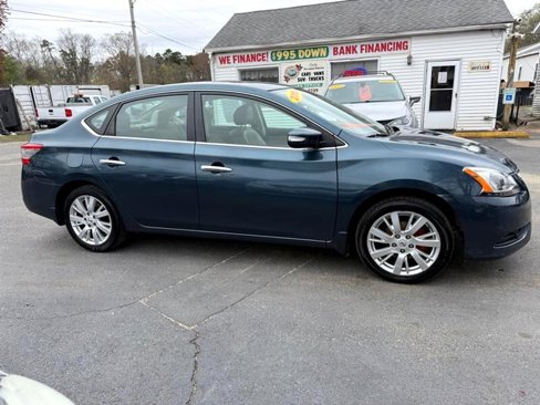 Used 2015 Nissan Sentra SL w/ SL Premium Package image 8