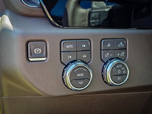 New 2026 GMC Sierra 1500 SLT w/ SLT Premium Plus Package image 18