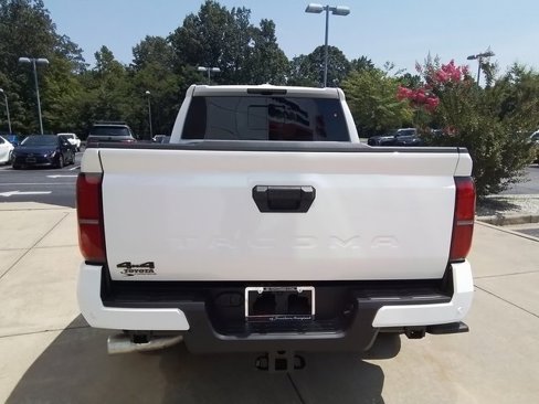 New 2025 Toyota Tacoma TRD Off-Road image 6