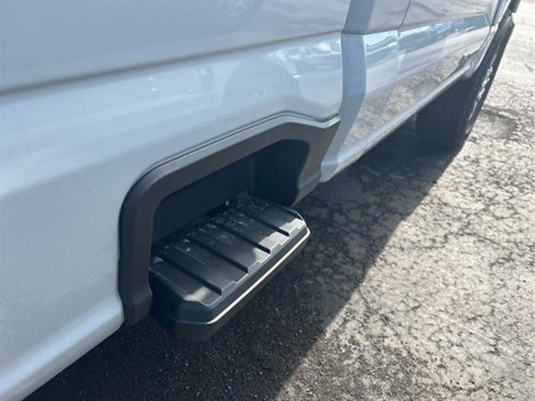 New 2025 Ford F250 XLT w/ 360-Degree Camera Package image 22