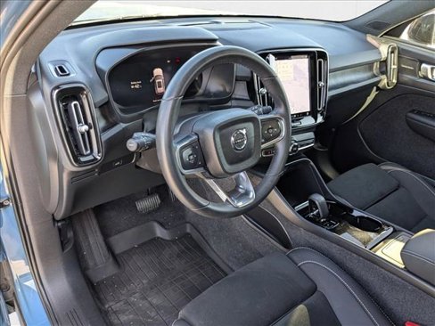 Used 2023 Volvo XC40 Recharge Ultimate w/ Protection Package Premier image 9