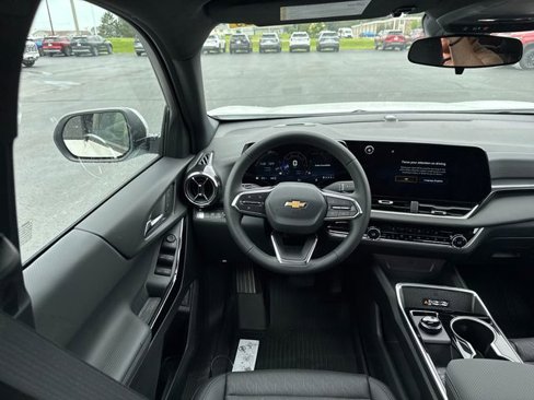 New 2026 Chevrolet Equinox LT w/ Convenience Package II image 15