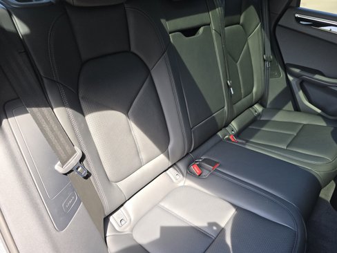 New 2025 Porsche Macan image 21