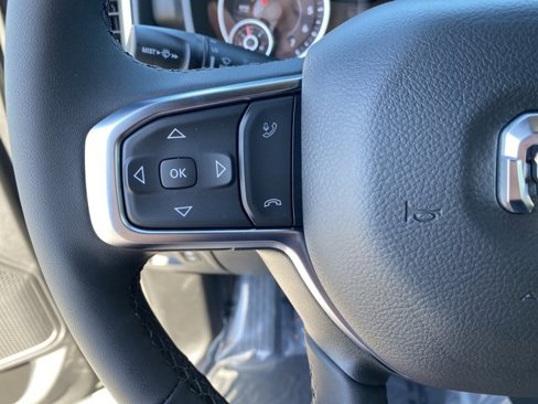 New 2026 RAM 1500 4x4 Crew Cab image 27