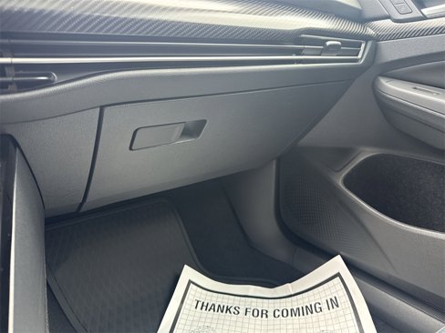 New 2025 Volkswagen Golf R Black Edition image 41