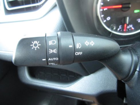 Used 2019 Toyota RAV4 XLE Premium image 30