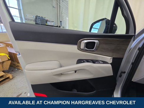 Used 2021 Kia Sorento EX w/ Panoramic Sunroof Package image 30