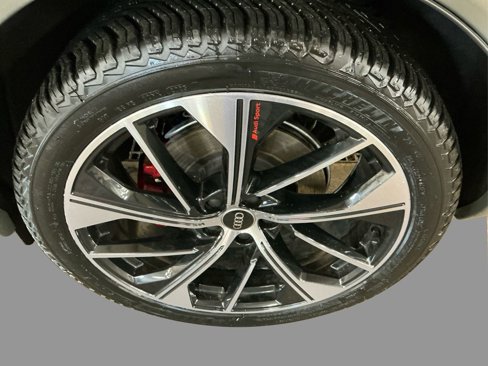 Certified 2024 Audi SQ5 Prestige image 19