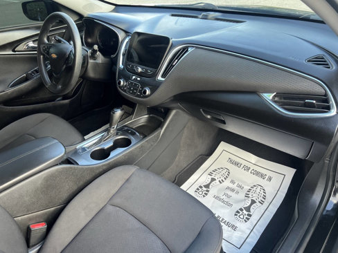 Used 2020 Chevrolet Malibu LT image 10